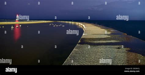 Chicago Lake Michigan Pier On Calm Summer Night Stock Photo Alamy