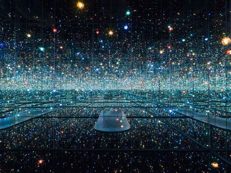 Reservations For Yayoi Kusama’s Mesmerizing 'Infinity Mirrored Rooms' At The Broad Are Open