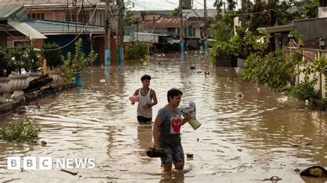 Typhoon Noru Five Rescuers Dead As Typhoon Hits Philippines BBC News