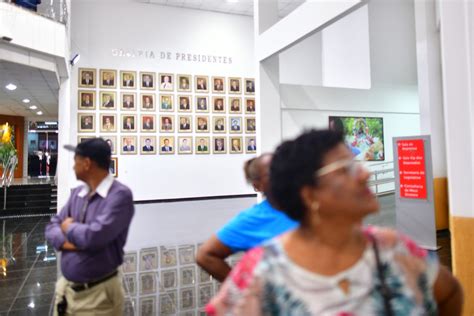 Aposentados E Aposentados Cobram O Fim Do Confisco