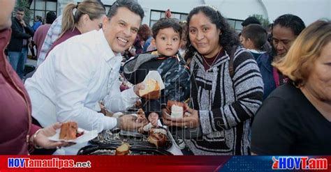 Hoy Tamaulipas Tamaulipas Festejan Lucy Y Lalo Dia De Reyes Con