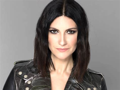 Laura Pausini In Concerto A Rimini A Dicembre Per Il Suo Tour Mondiale