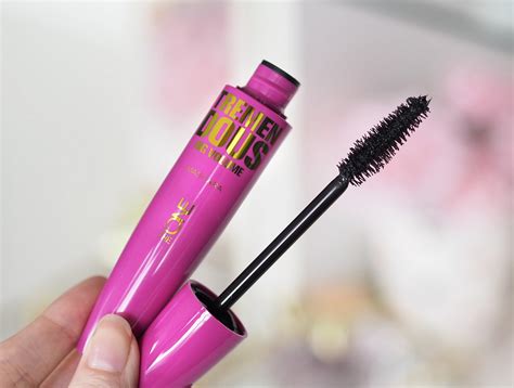 Oriflame Tremendous Big Volume Mascara Mateja S Beauty Blog