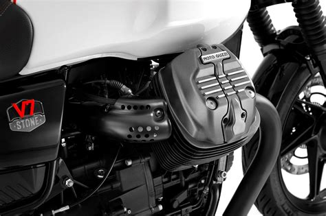 Motorrad Vergleich Moto Guzzi V Stone Ten Vs Moto Guzzi V