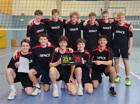 3 Volleyball Mannschaften vom Pele fahren zum Landesfinale nach Münster