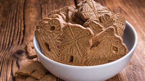 Spice Up The Holidays With Delicious Speculaas Cookies