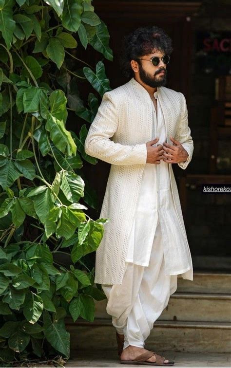 Stylish Sherwani For Grooms