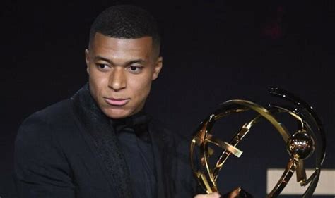 Trophées Unfp Mbappé élu Meilleur Joueur De La Saison Pour La Quatrième Fois Consécutive