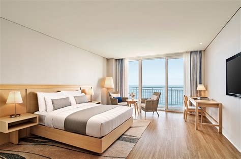 Lotte Resort Sokcho Hotel Deluxe Room Sokcho Beach View