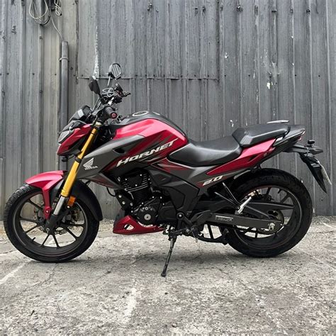 本田 小黃蜂 Honda Hornet 20 Abs 輕檔車 白牌 街車 機車 二手機車在旋轉拍賣