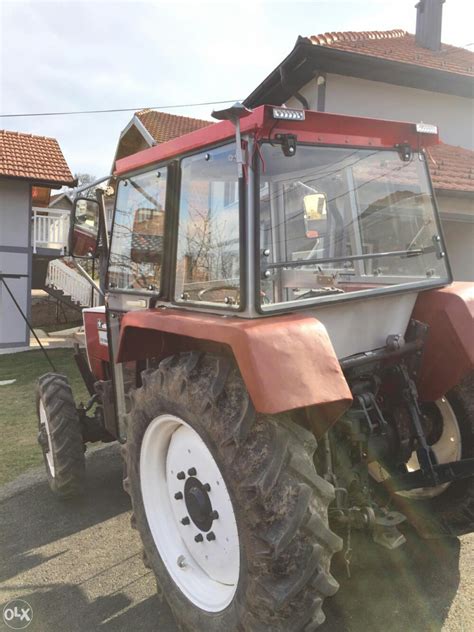 Kabina Za Traktor Steyr Eljko Modri A Agro Dijelovi Olx Ba