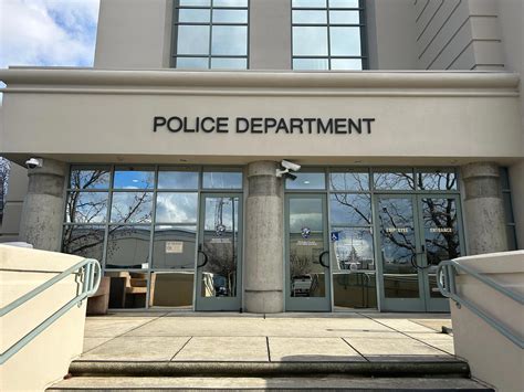 Man stabbed in Redding after argument on Market Street escalates