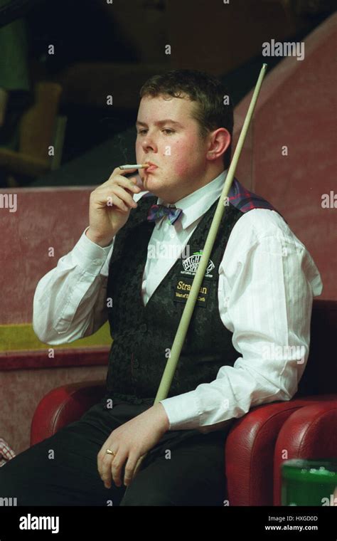 STEPHEN LEE EMBASSY WORLD CHAMPIONSHIPS 23 April 1999 Stock Photo - Alamy