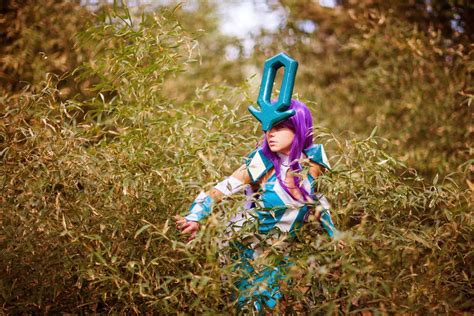 Pokemon Cosplay: Beautiful Pokemon Gijinka Suicune Cosplay Girl