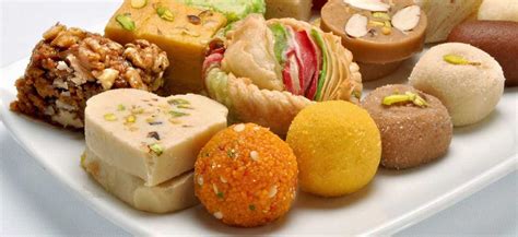 Assorted sweets from Dadu'S Mithai Vatika – GarudaBazaar.com