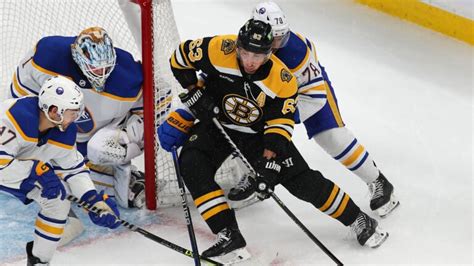 Brad Marchand injury: Bruins forward exits game with lower-body injury