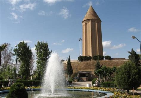 Gonbad Ghabous The Worlds Tallest Brick Tower Patrimonio De La