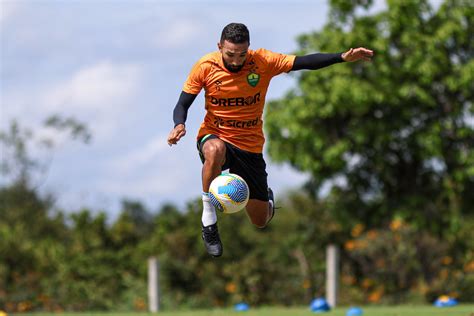 Vila Nova X Cuiabá Prováveis Escalações E Onde Assistir A Copa Verde