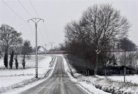 Neige Et Verglas D Partements Restent En Vigilance Orange Caen