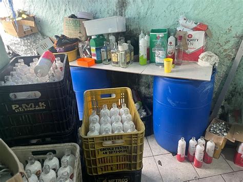 Polícia fecha fábrica clandestina de bebidas na zona leste de São Paulo