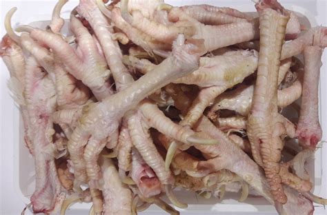 Первая тарелка супа была очень вкусной, а от второй чуть плохо не стало ...
