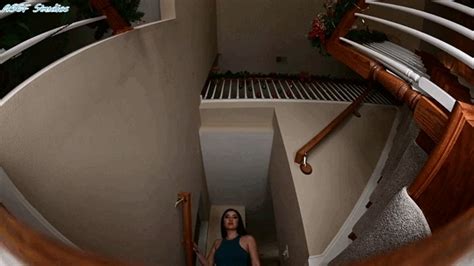Paisley Slow Motion POV MP Amateur Soles Giantess And Footjobs