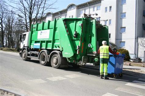 Segregacja odpadów w Gorzowie Wlkp po roku zbierania pięciu frakcji