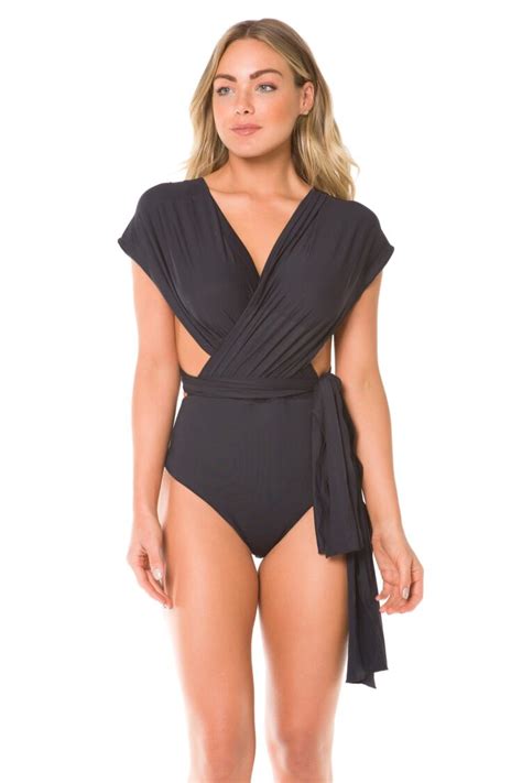 Hot Sexy Adriana Rodrigues Bikini Pics