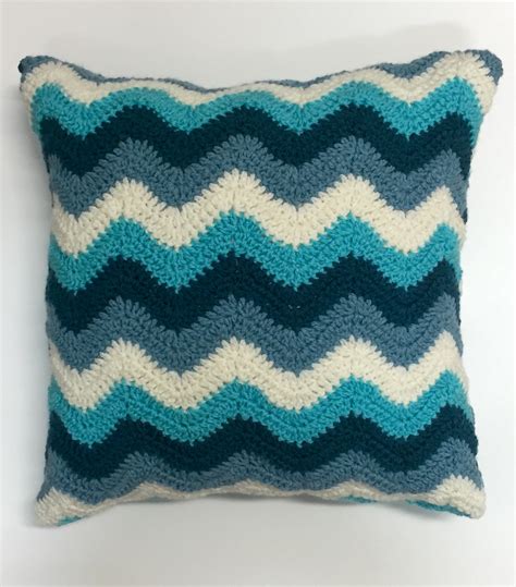 Crochet Patterns – Chevron Pillow Cover