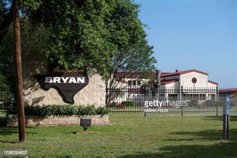 26 Federal Prison Camp Bryan Stock Photos, High-Res Pictures, and Images - Getty Images