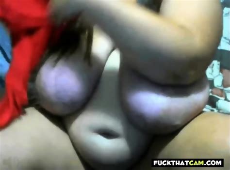 Flash Big Tits Cam