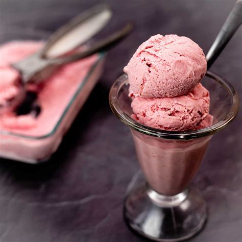 Strawberry Ice Cream Maker Recipes Online | fabricadascasas.com