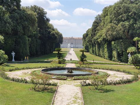 Giardini Reali Parco Reggia Di Caserta Caserta Italia It