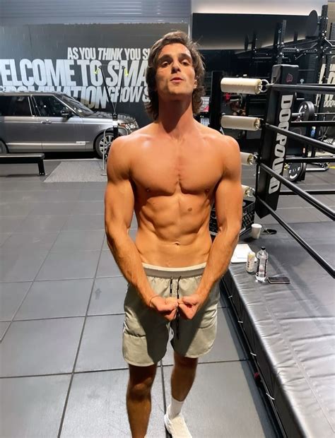 Jacob Elordi Jacobs Celebrities Male Hot Actors