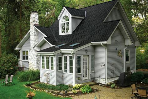 Most Popular House And Roof Color Combinations Of