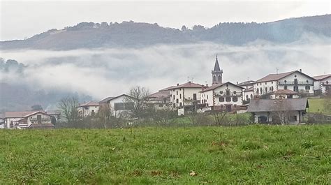 Lekaroz Lluvia Y Nubes Bajas Eitb Eus Flickr