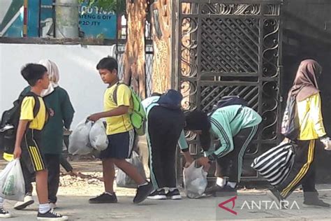 Pembuang Sampah Sembarangan Di Yogyakarta Disidang Tipiring GenPI Co