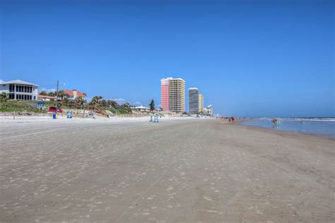 Florida Beaches for Every Mood: 8 Vacation Hot Spots