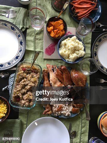 Thanksgiving Dinner Table High-Res Stock Photo - Getty Images