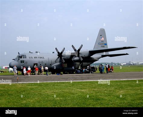 US Air Force C130 cargo plane Stock Photo - Alamy