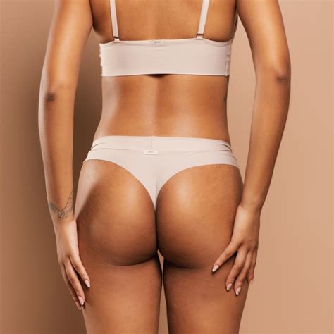 Calcinha Fio Dental Sem Costura Lisa Soft Bege Jescri Lingerie De