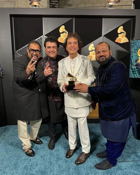 Shankar Mahadevan Zakir Hussain Bag Grammy Awards