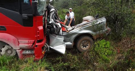 G Grave Acidente Na Br Em Sc Deixa Morto E Caminhonete Destru Da