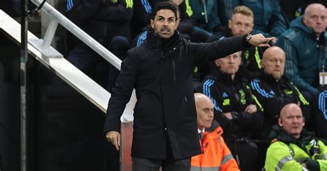 C Est Une Honte Absolue Mikel Arteta Charge L Arbitrage