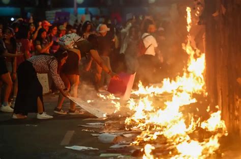 La Jornada M Miles De Mujeres Desbordan Las Calles De La Cdmx