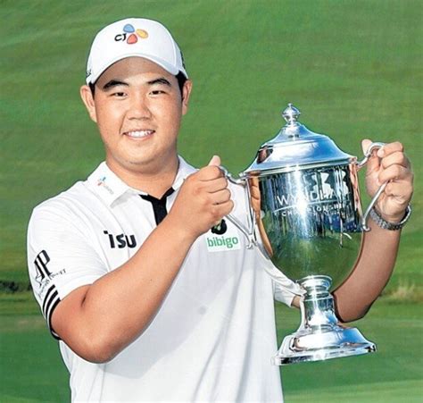 Kim Joo Hyung Becomes The First Pga Winner Born After 2000 The Dong A