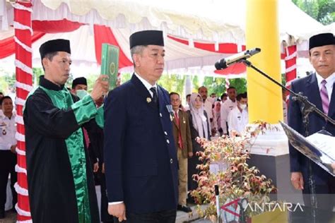 Ridwansyah Taridala Resmi Dilantik Menjadi Sekda Kota Kendari Antara