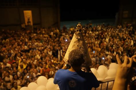 Círio 2019 Carros Do Círio Carregam Os Frutos Das Promessas à Virgem