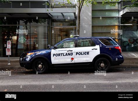 Portland Police Car Hi Res Stock Photography And Images Alamy