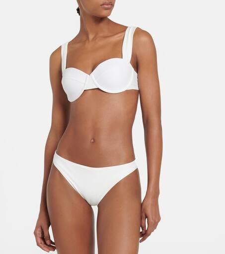 Hot Sexy Elena Roger Bikini Pics